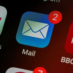 Email(s)